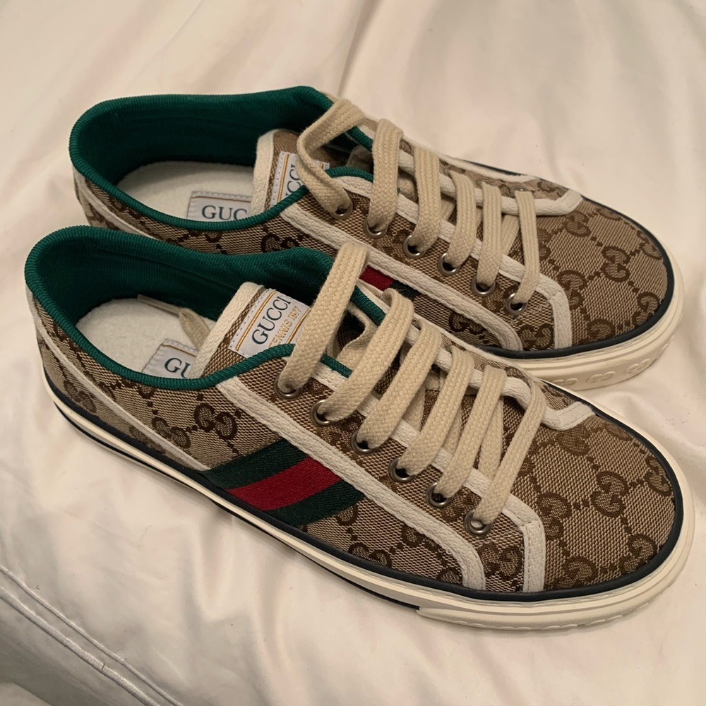 Gucci Beige and Green Sneakers